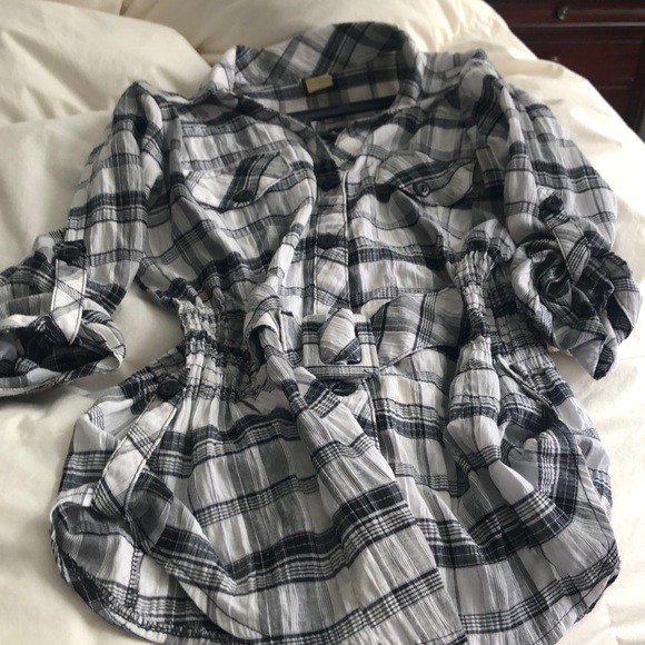 Blusa - Picture 1 of 2